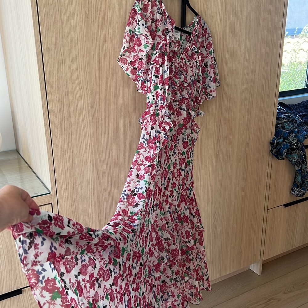 Medium MISA Los Angeles  dress- like new condition. Worn once - Picture 3 of 3